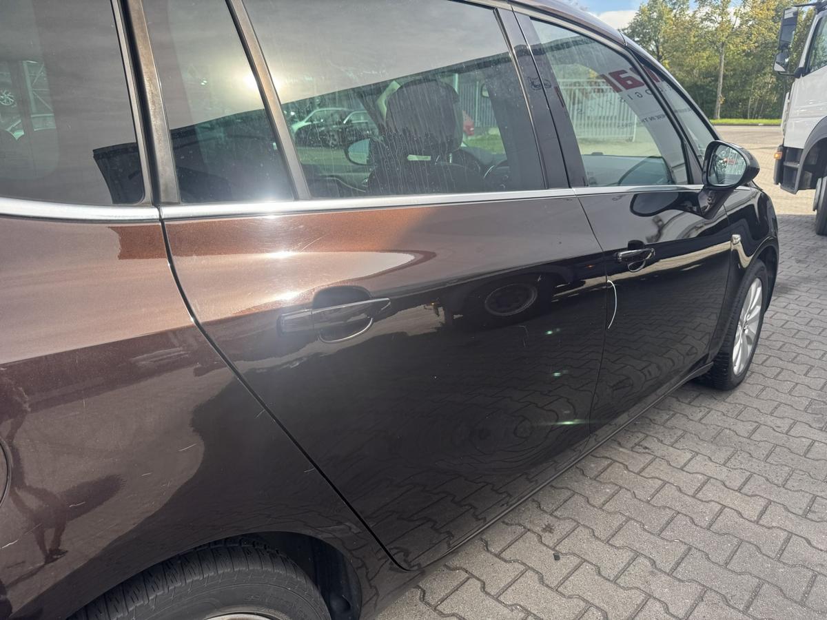 Opel Zafira C Tourer original T&uuml;r hinten rechts Z41C Mahagonibraun Rohbau Bj.2015